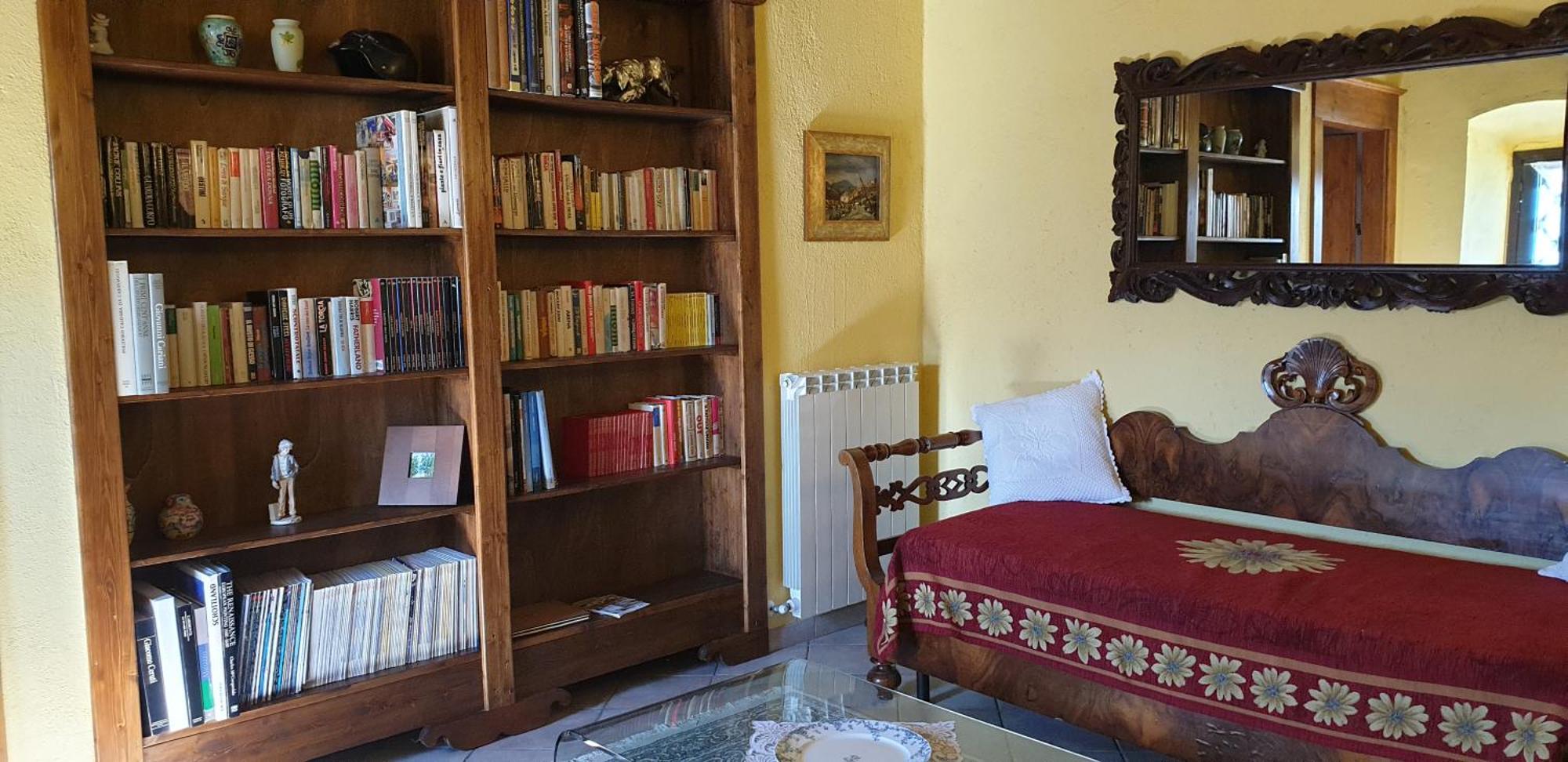 Rocca Lorenizo Pacentro Pokoj fotografie